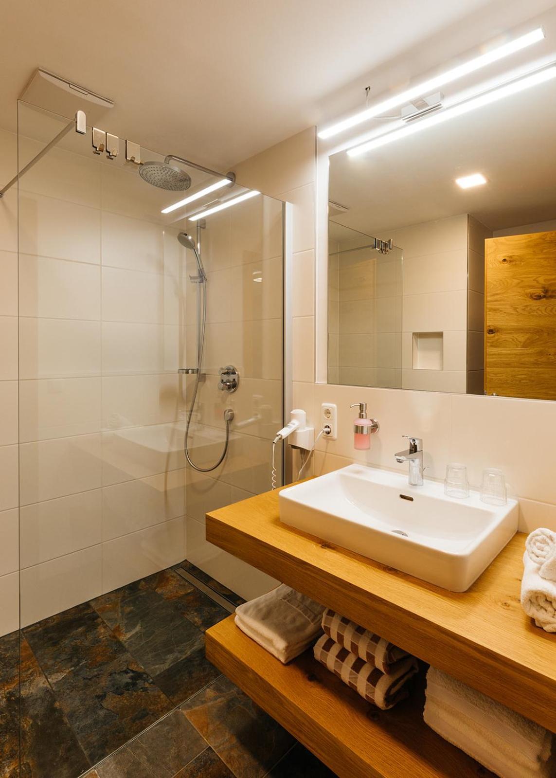Appartements Gladbach Heiterwang Ruang foto